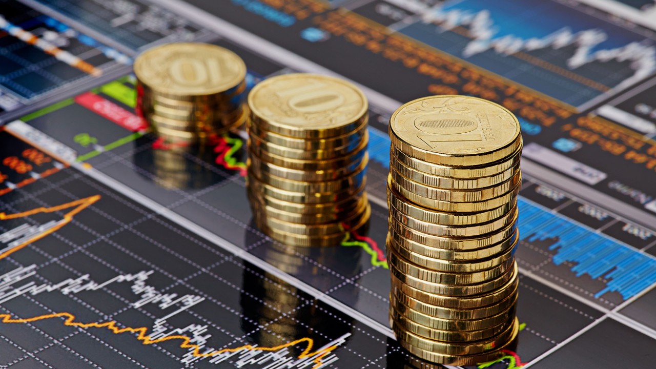 Navigating Italy's Economic Landscape: GDP, Exports, and Public Debt